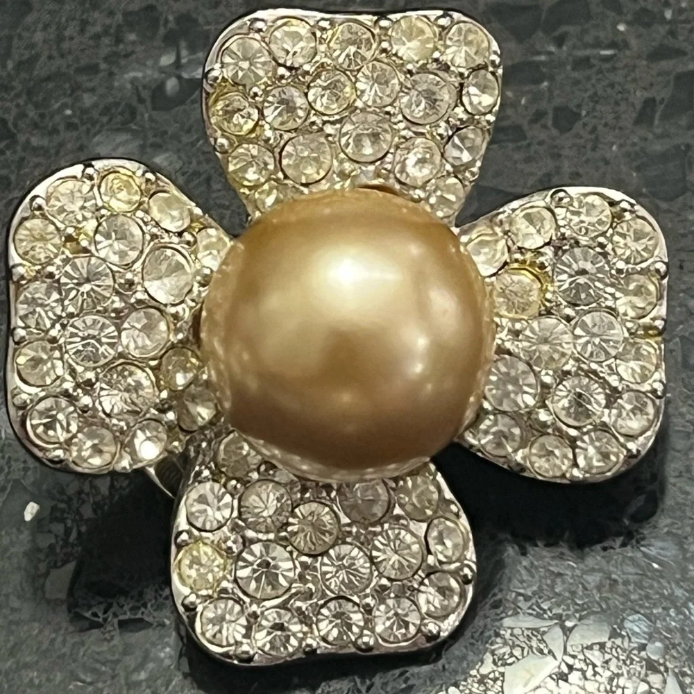 Kenneth J Lane KJL vintage gold pearl crystal silver clip on floral earrings QVC - Picture 3 of 5